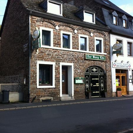 Hotel Zur Burg Eltz Moselkern Exterior foto